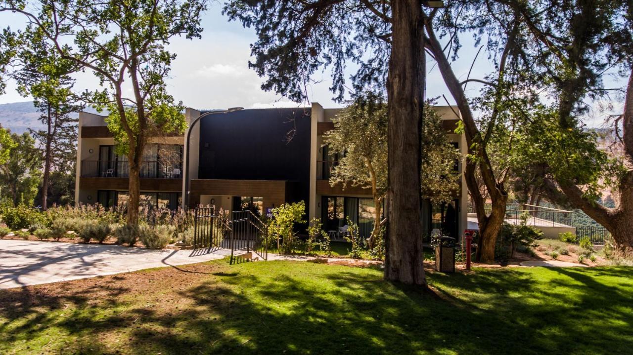 Kfar Giladi Hotel Exterior photo