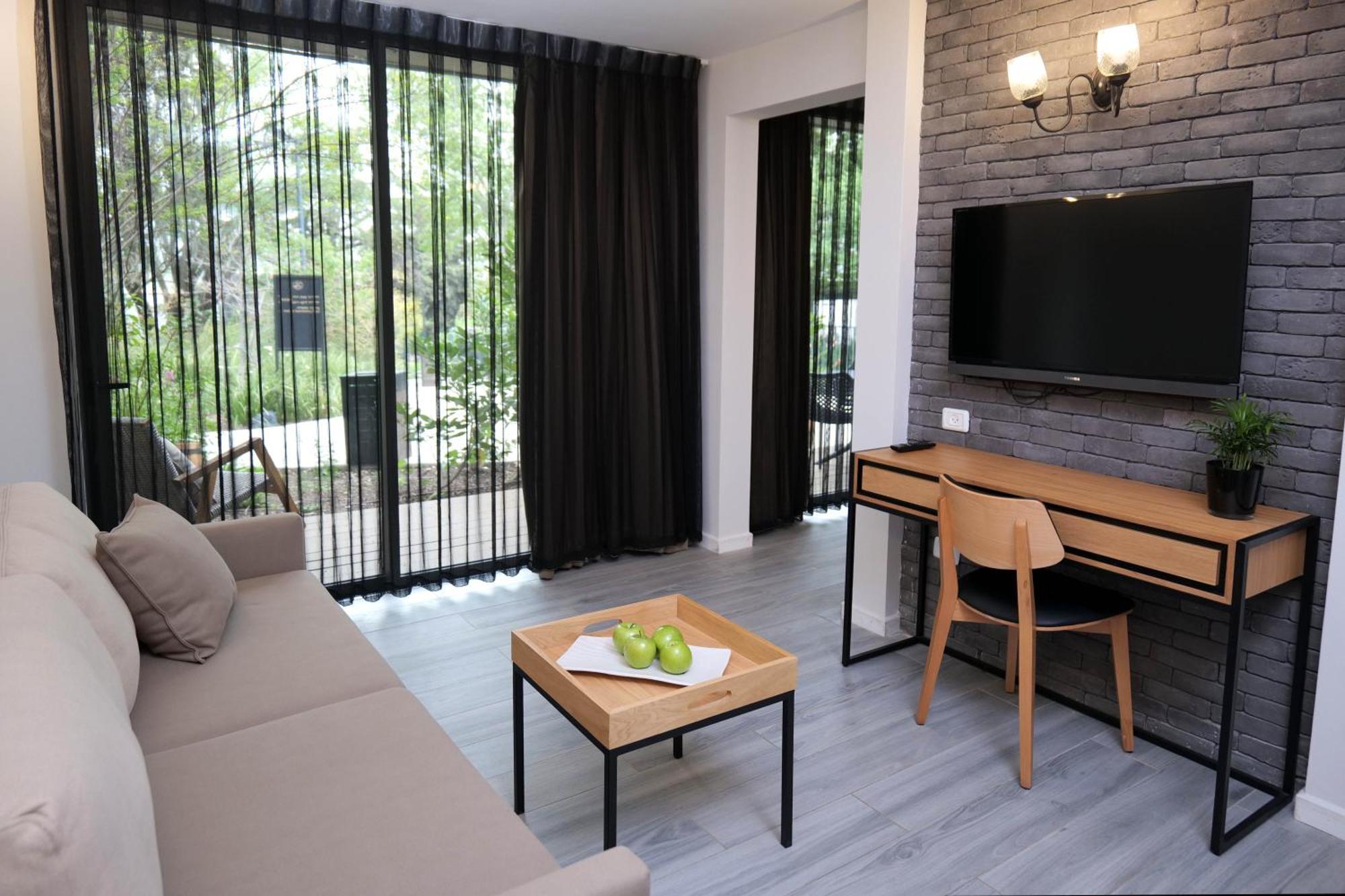 Kfar Giladi Hotel Exterior photo